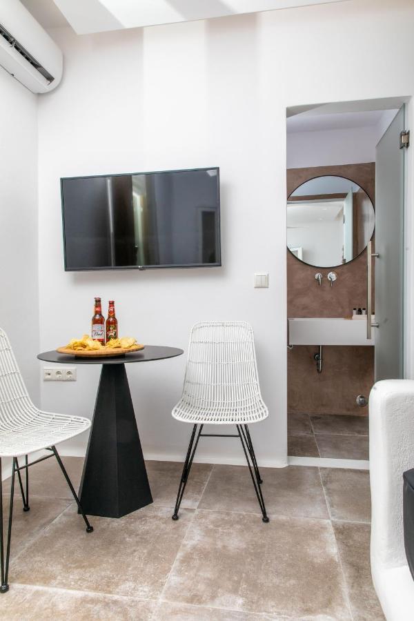 Ninemia Naxos Suites Agios Thaleleos Exterior foto